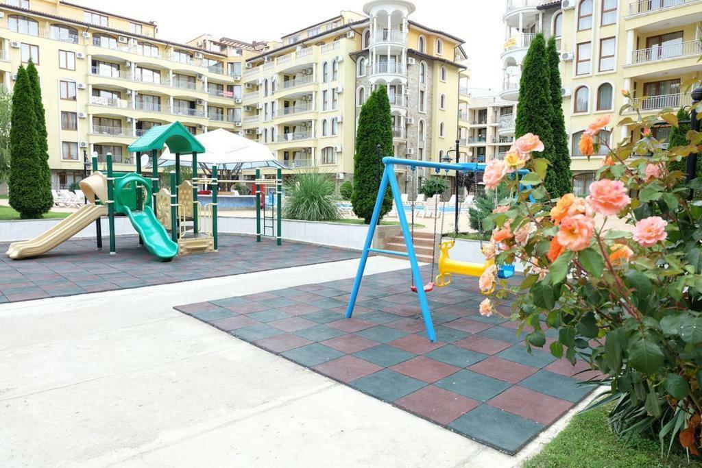 Summer Dreams -Apartcomplex Slantschew brjag Exterior foto